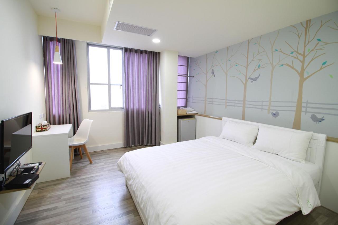 Moment Inn Tainan Zewnętrze zdjęcie