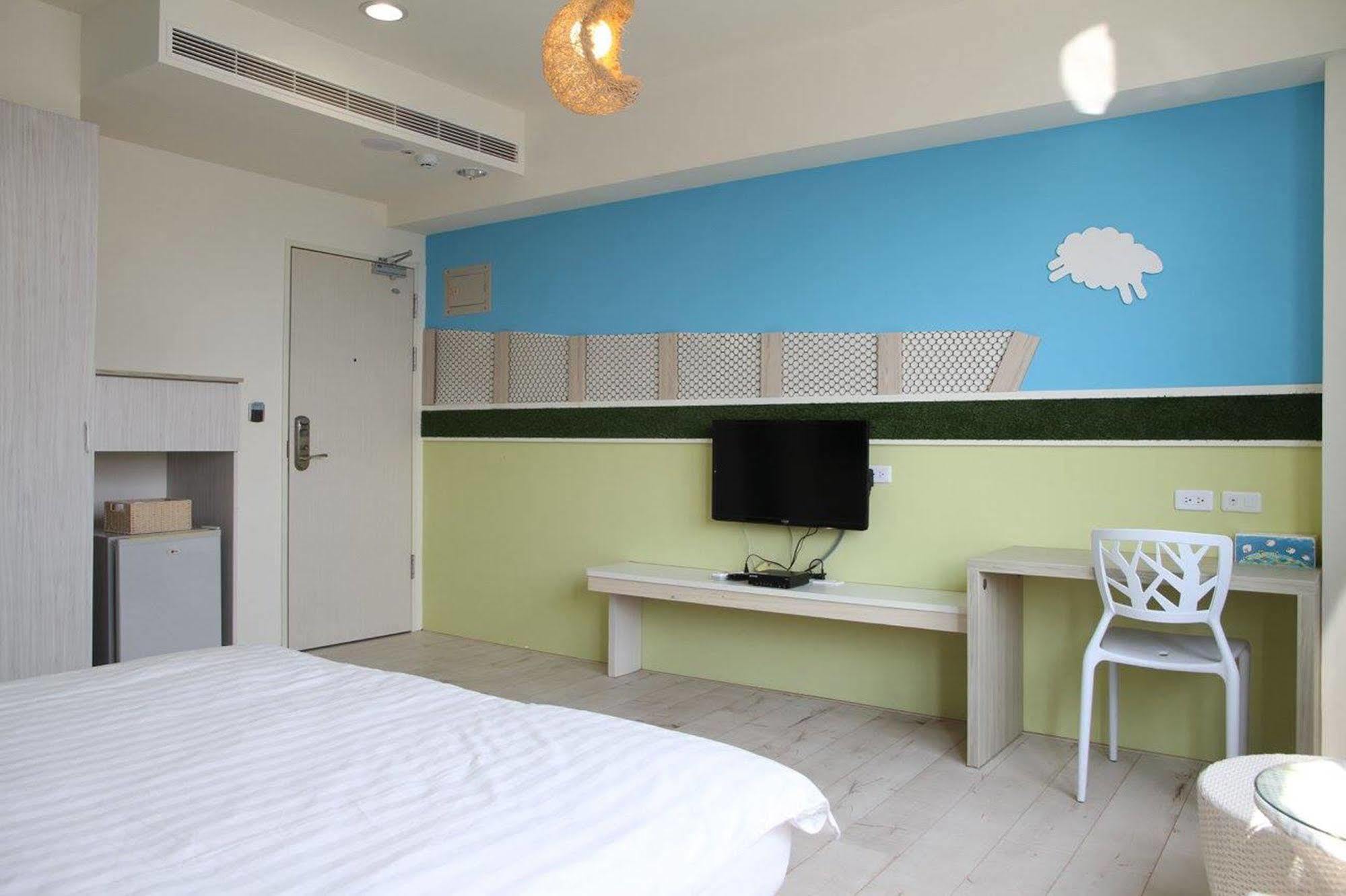 Moment Inn Tainan Zewnętrze zdjęcie